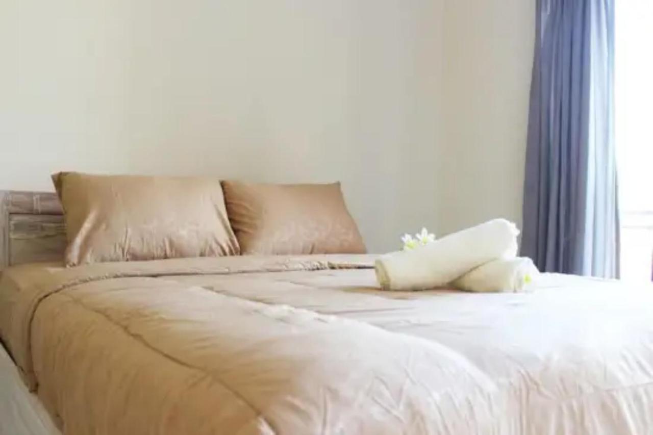 Oyo Flagship 91237 Ratu Guest House Kedunganan Ngoại thất bức ảnh